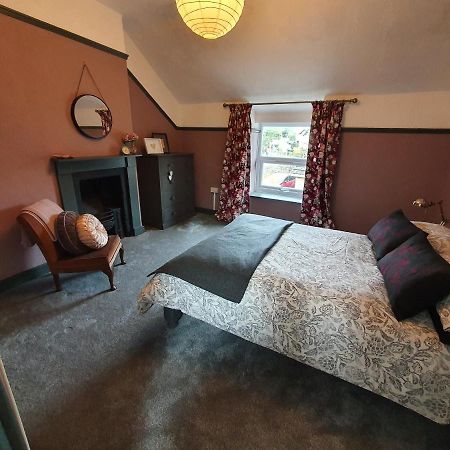 Cosy Cottage In Heart Of Llangollen Buitenkant foto